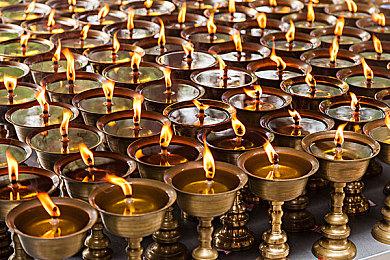 《白夜极光》国服宣布2025年1月停运 总运营不满两年